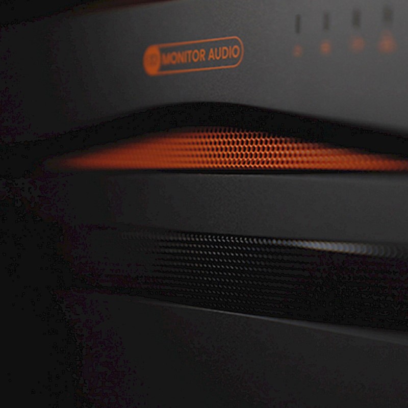 STREAMERS & AMPLIFIERS