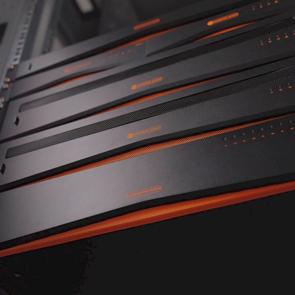 STREAMERS & AMPLIFIERS